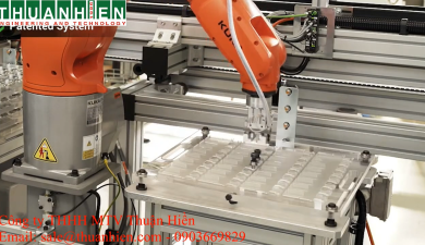 Máy khoan CNC 5 mặt Brema Vector kết hợp robot lắp ráp do THUẬN HIỀN cung cấp